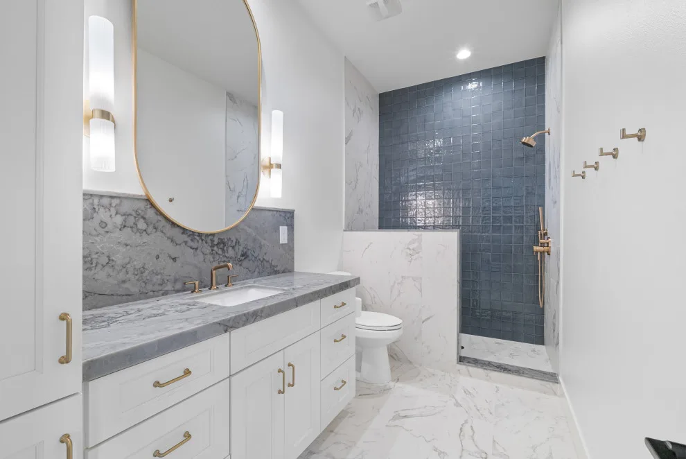 South Hill / Bathroom and Interior Renovation by Woodside Custom Homes - Photo 14