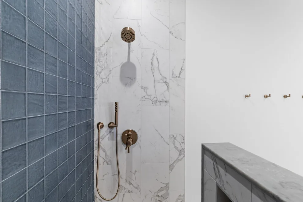 South Hill / Bathroom and Interior Renovation by Woodside Custom Homes - Photo 5