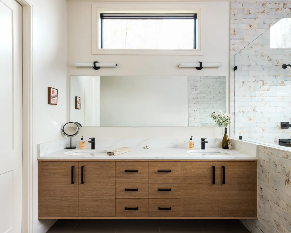 Southern Hill Residence by Solid Rock Builders - Photo 6
