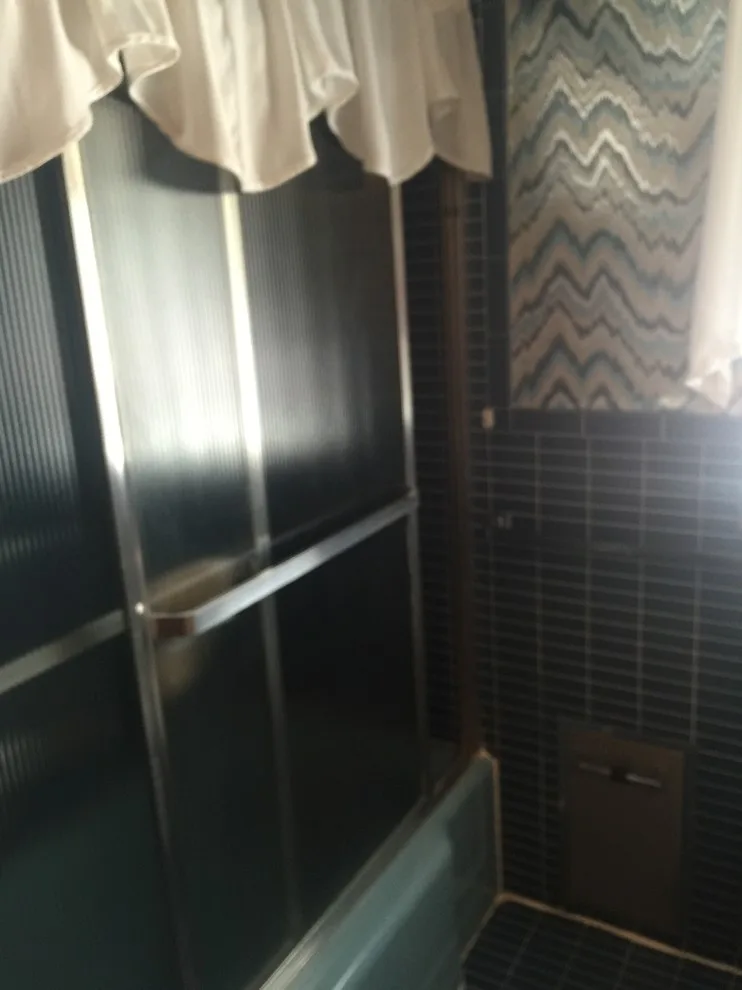 Southfield Primary Bathroom by MAS Building And Renovations - Photo 6