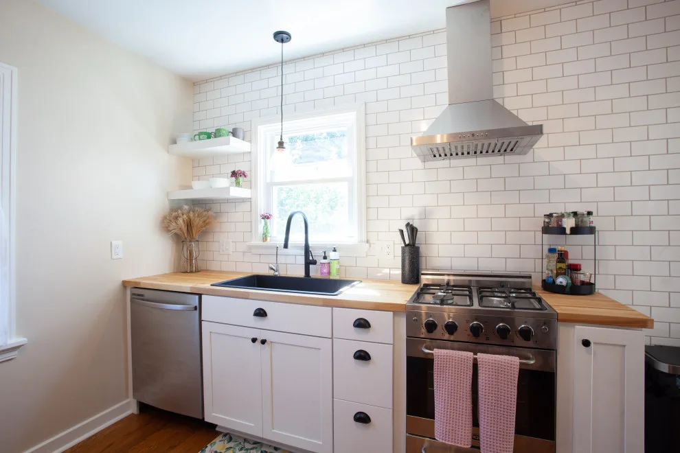 Southside Easy Kitchen by Miracle Contracting Inc. - Photo 20