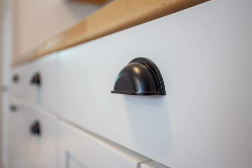 Southside Easy Kitchen by Miracle Contracting Inc. - Photo 11