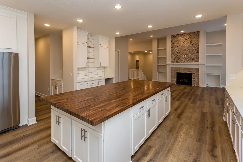 Expansive Walk-Out Ranch by Unique Homes Iowa - Photo 4