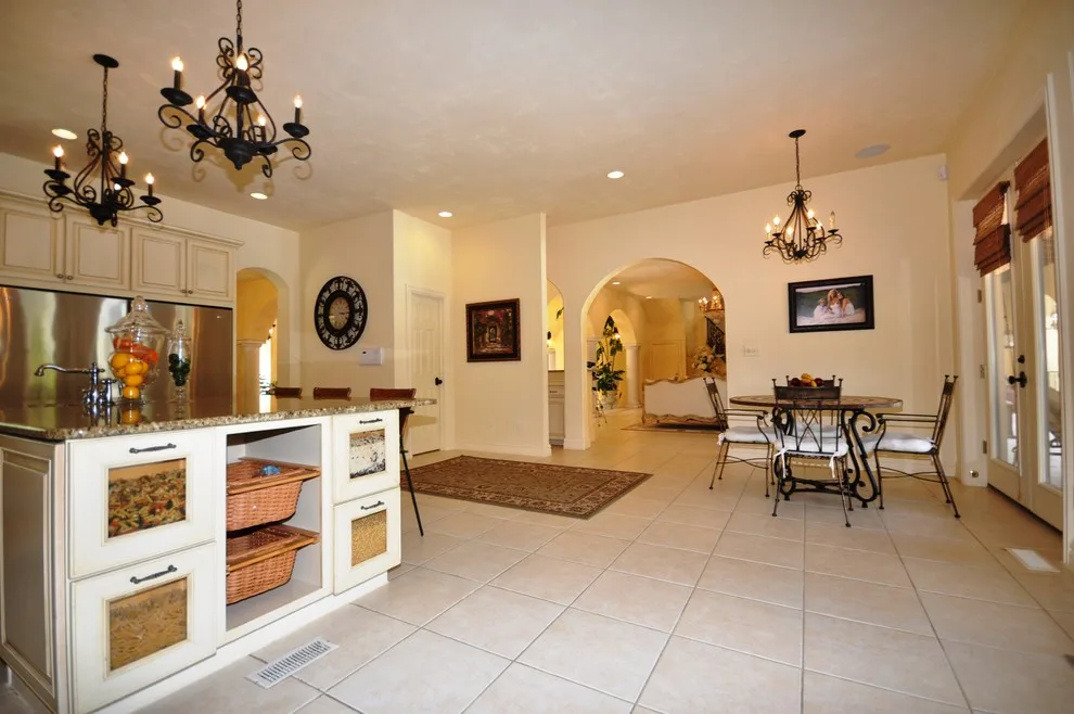 Linkhorn Spanish-Style Home Construction - Interior by Mike Simon Construction Corp - Photo 39