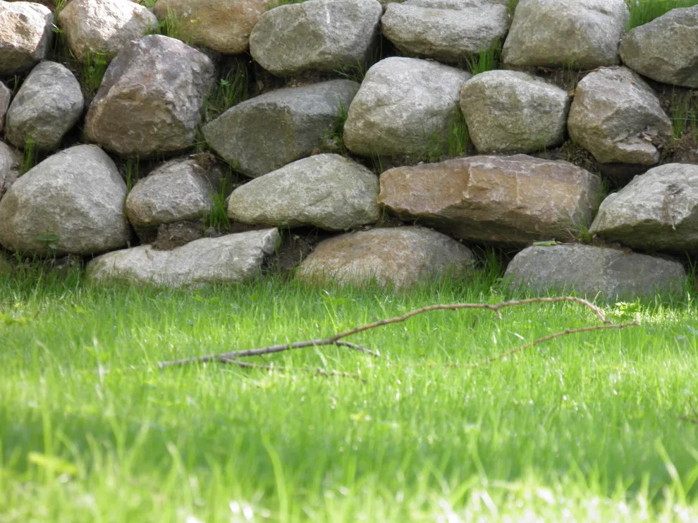 Unique Retaining Walls by Schmidt Construction Omaha - Photo 5