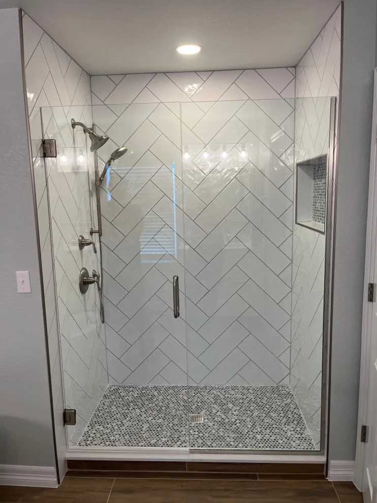 Meadow Springs Bathroom by Prestige Home Renovations - Photo 3