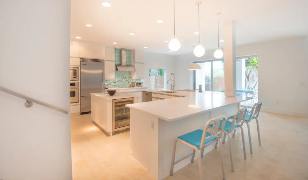 Siesta Key Contemporary Home by DWY Landscape Architects - Photo 11