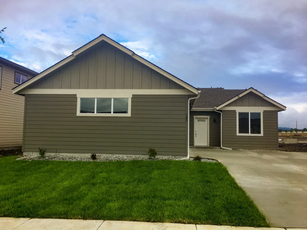 New Homes on the State Line Track, ID by ACI Coatings - Photo 7
