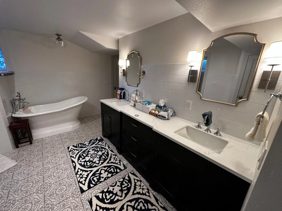 Steilacoom Historical Renovation by Transparent Construction, LLC - Photo 12