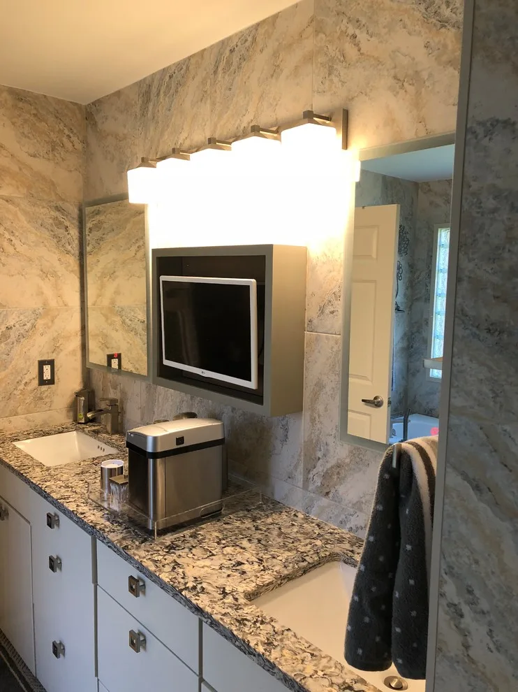 Stein Restroom by MAS Building And Renovations - Photo 6