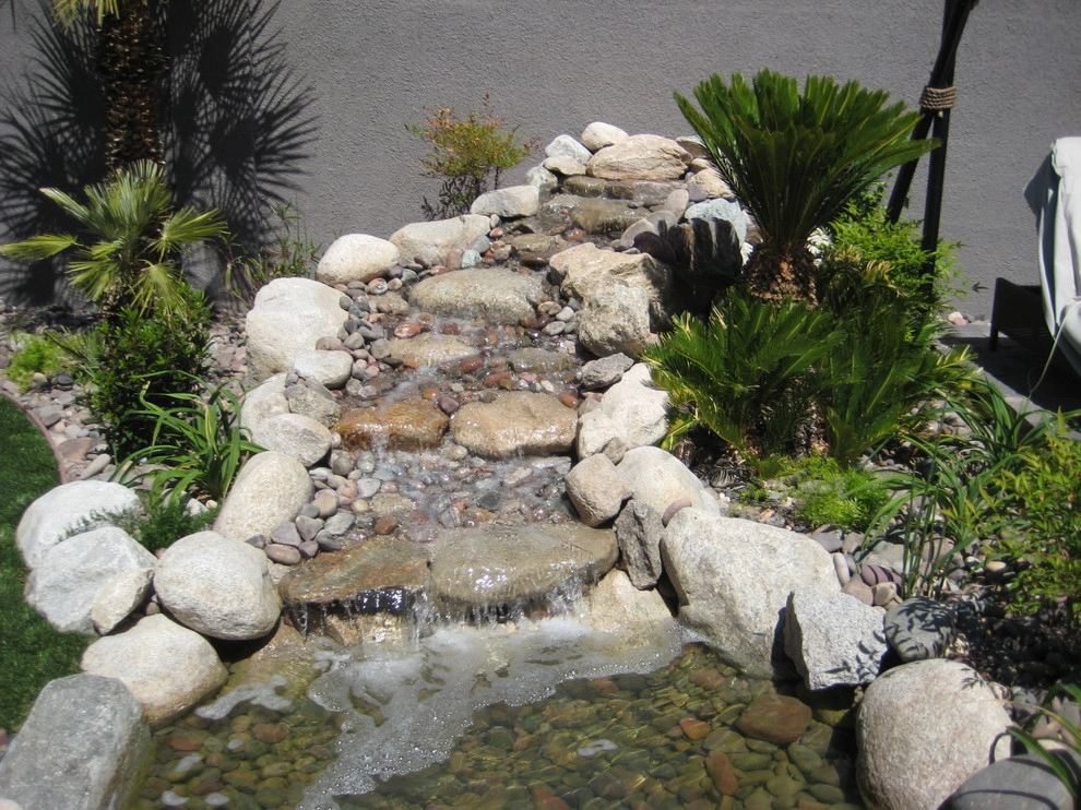 Living Water Lawn And Garden - Photo 12