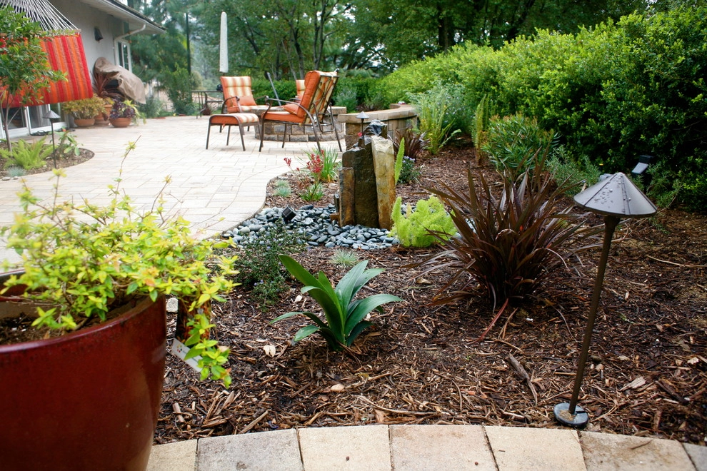 Basalt Columns & Fire Pit by California Waterscapes - Photo 7