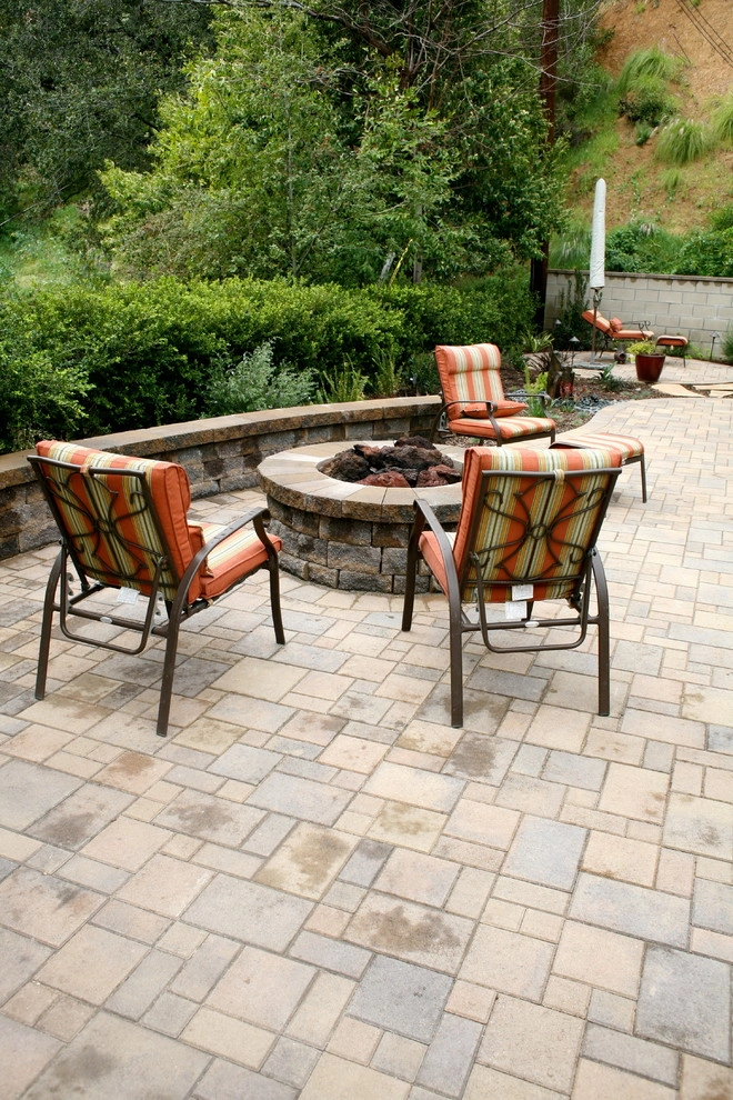 Basalt Columns & Fire Pit by California Waterscapes - Photo 5