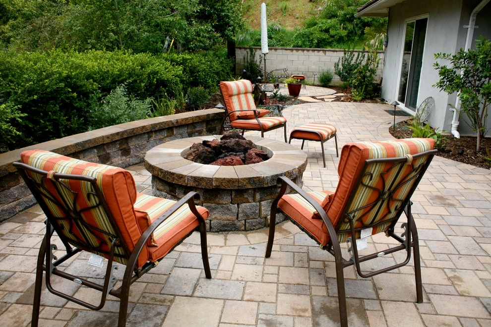 Basalt Columns & Fire Pit by California Waterscapes - Photo 3