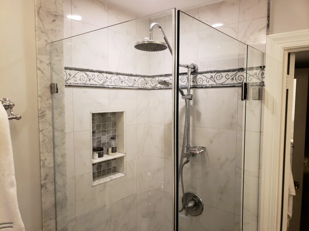 Stratford Hills Restroom by Maison Construction And Renovations - Photo 7