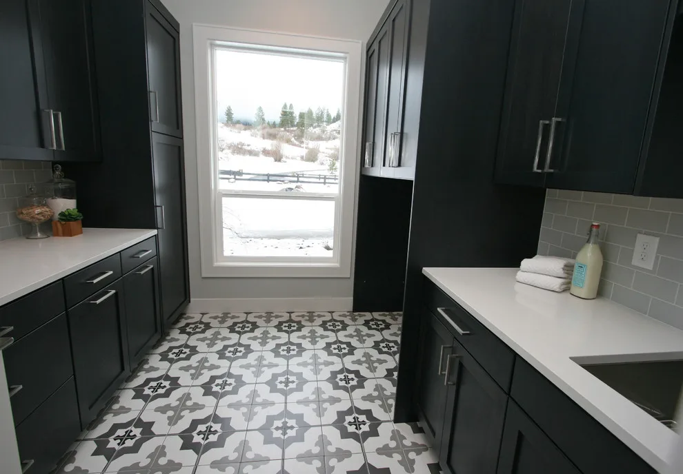 Chic Two-Story by Taylor Design - Photo 23