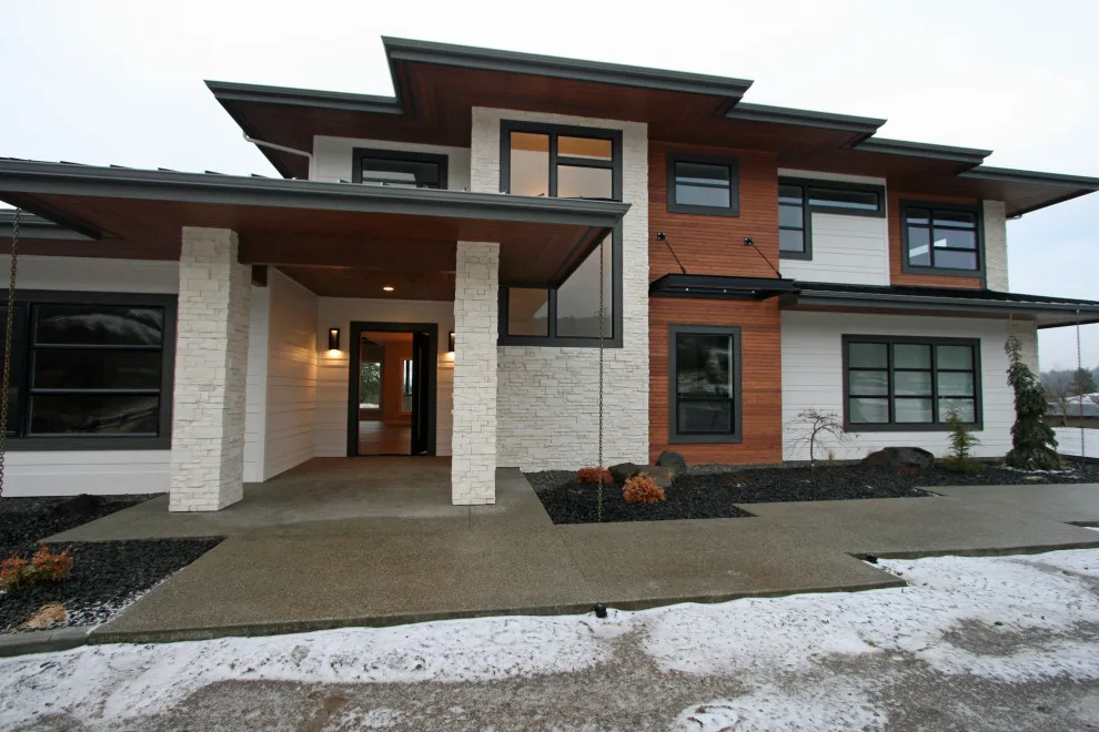 Chic Two-Story by Taylor Design - Photo 11