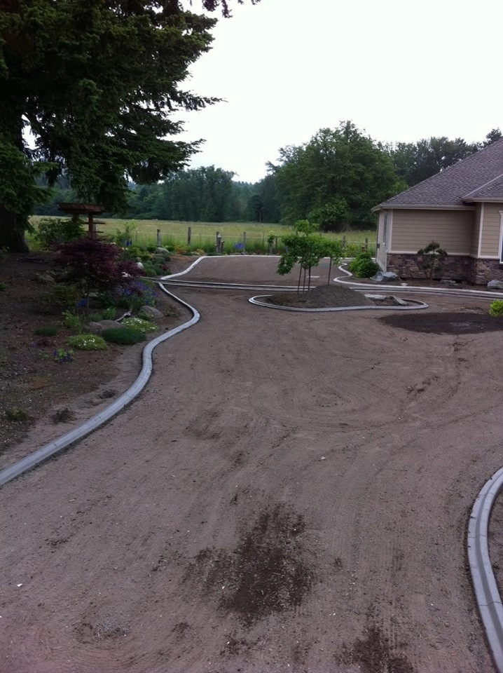 Lonnie's Curb-n-lawns LLC - Photo 4