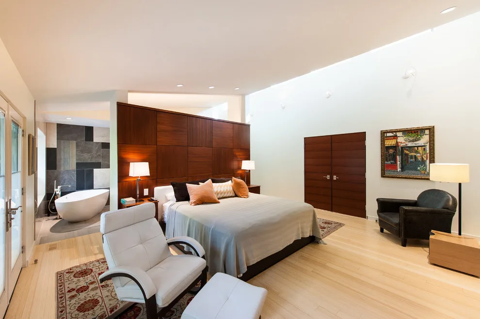 Sunnyside Contemporary Renovation by Quilter Construction & Remodeling - Photo 14