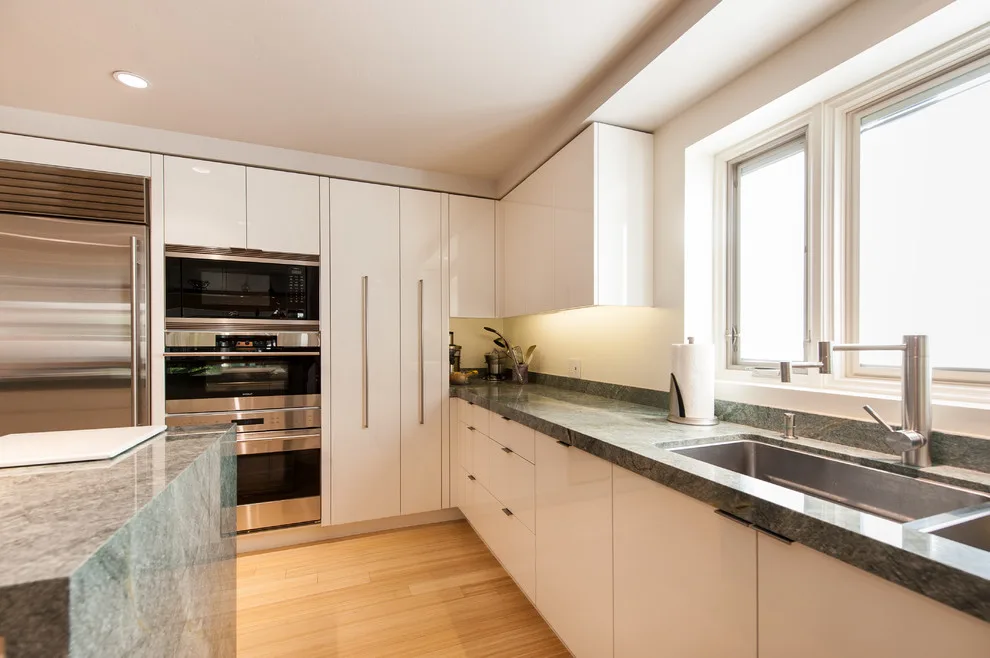 Sunnyside Contemporary Renovation by Quilter Construction & Remodeling - Photo 5