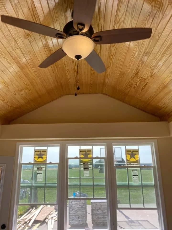 Workspace Sunroom by Grinders Contracting - Photo 11