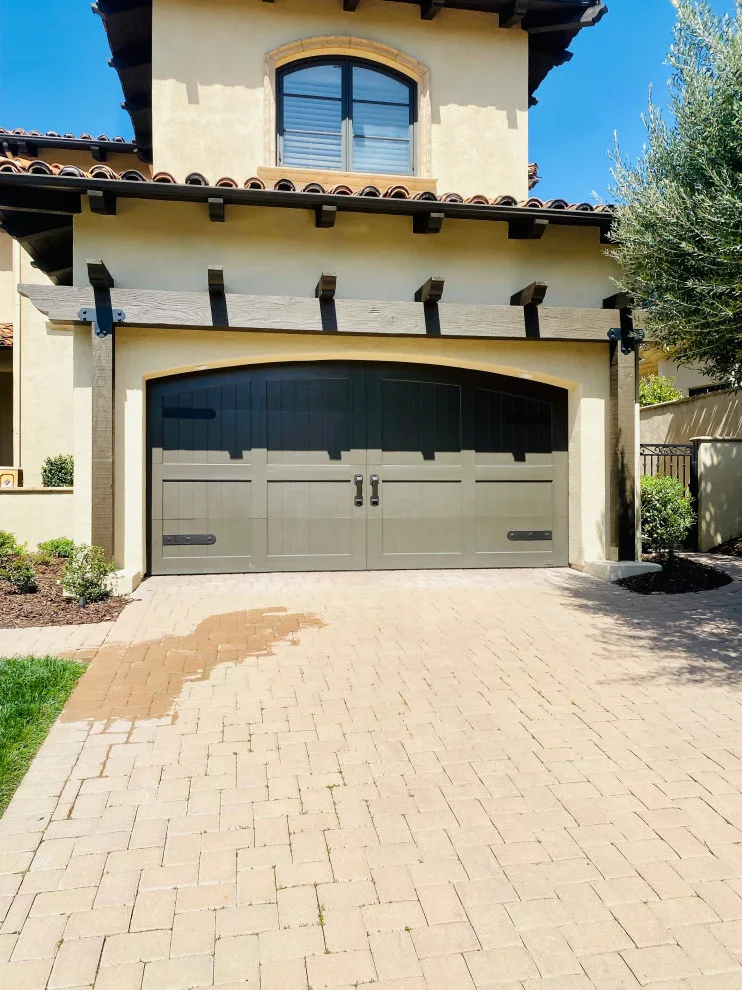 Sorrento Valley Garage Revamp: Sunset Trellis Initiative by Apex Ridge Construction - Photo 6