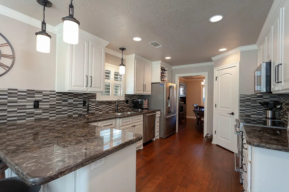 Sour Lake, Total Flood Renovation by Carter & Company - Photo 8