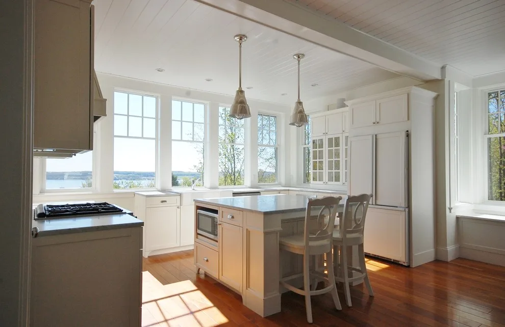 Suttons Bay Culinary Experience with a Scenic Outlook by Sweetwater Contracting - Photo 4