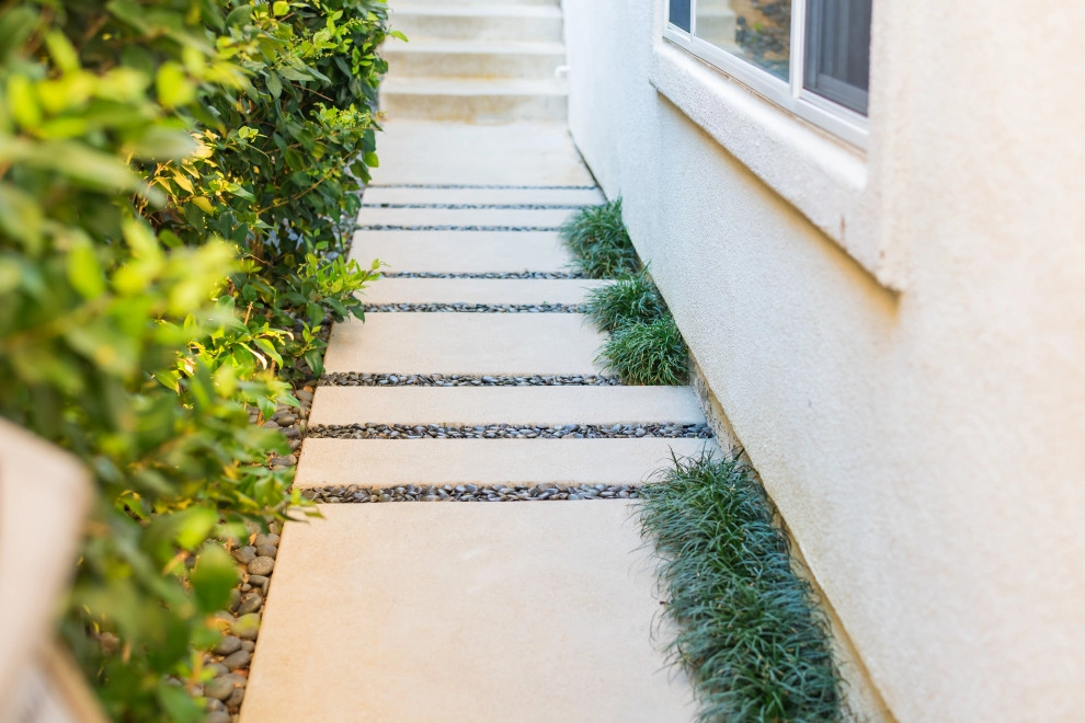 Complete Landscape Design & Installation in Pacific Palisades, CA by Lush Gardens Inc - Photo 5