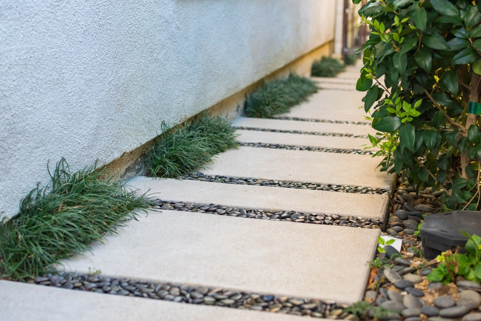 Complete Landscape Design & Installation in Pacific Palisades, CA by Lush Gardens Inc - Photo 3