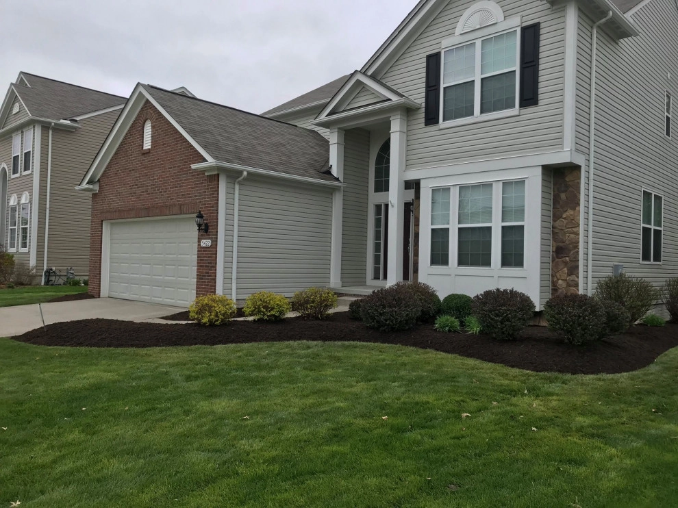 Landscape Care & Lawn Maintenance by Luxury Lawns & Landscaping LLC - Photo 13