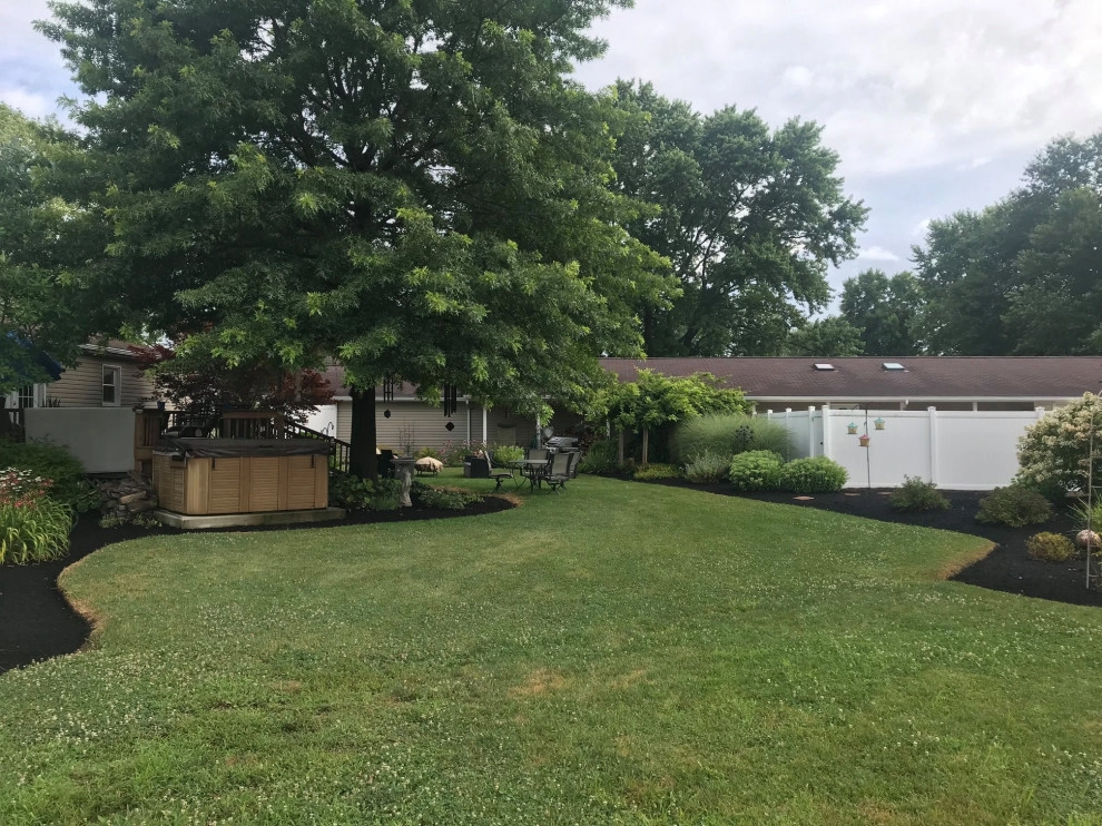 Landscape Care & Lawn Maintenance by Luxury Lawns & Landscaping LLC - Photo 10