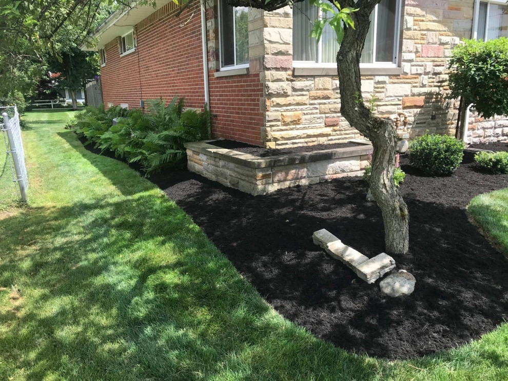 Landscape Care & Lawn Maintenance by Luxury Lawns & Landscaping LLC - Photo 5