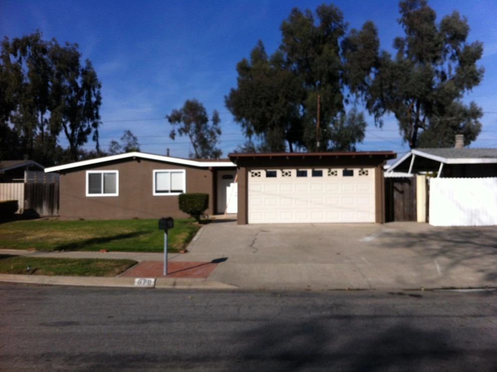 Costa Mesa Drought Tolerant by Lydia Monroe: City Green OC - Photo 12