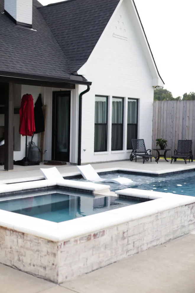 Discuss Luxury by Oasis Spaces - Photo 3