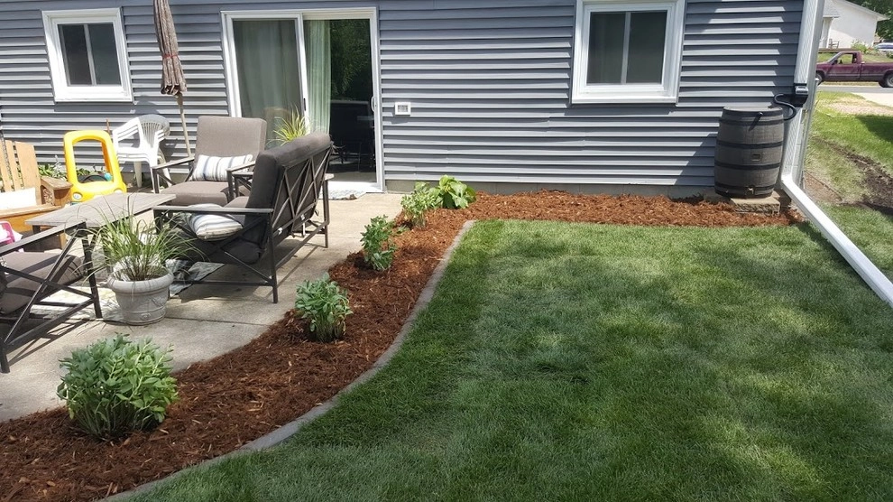 Lynch's Landscaping And Lawn Care LLC - Photo 2