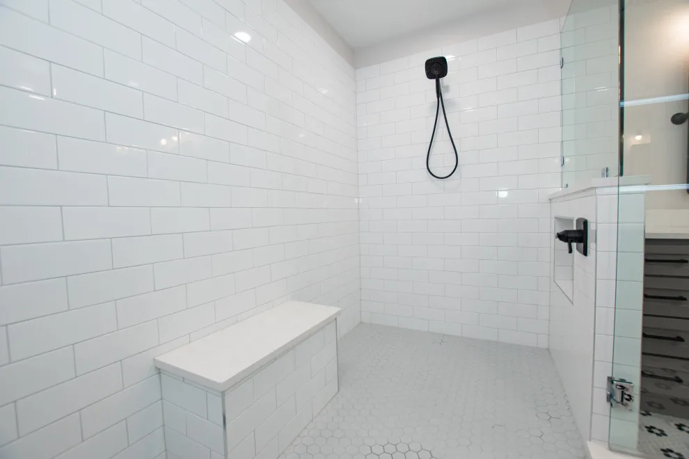 Terrell Hills Restrooms by Shaw Company Remodeling - Photo 8