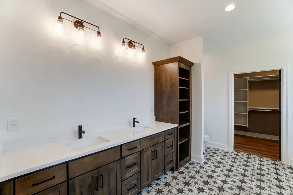 The Azure Jay by Clemens Companies - Photo 23