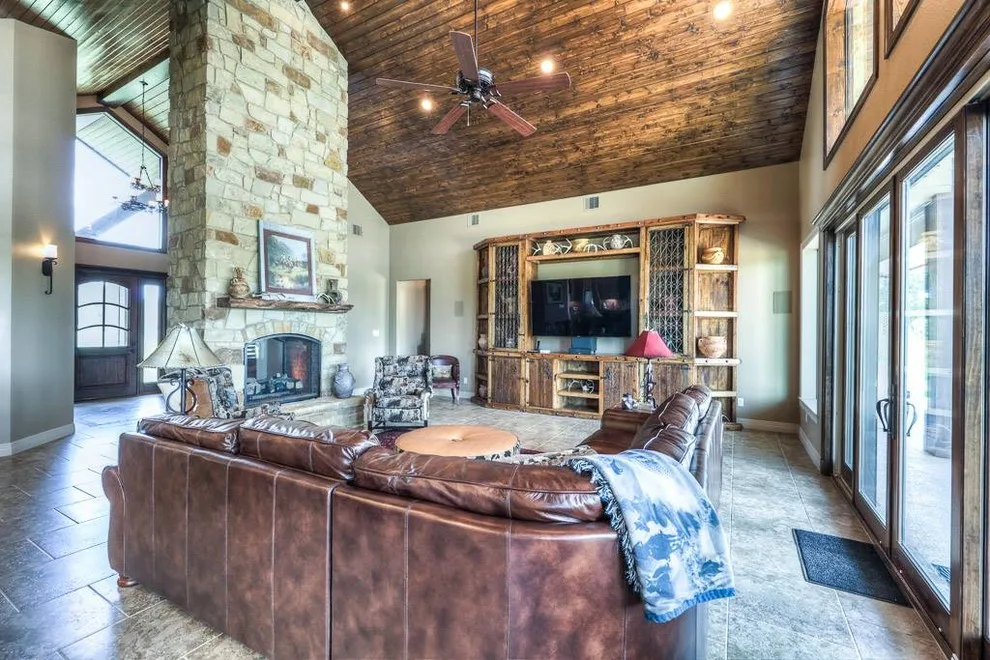 Boyd Residence by S Gentry Custom Homes - Photo 2