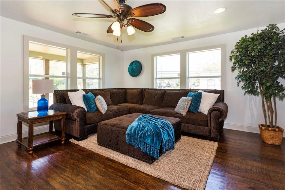 Eastwood Renovation by D2 Built - Photo 5