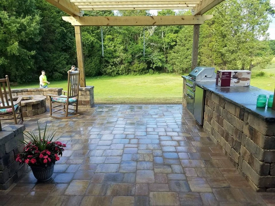 Outdoor Kitchens by Makeover My Yard - Photo 4