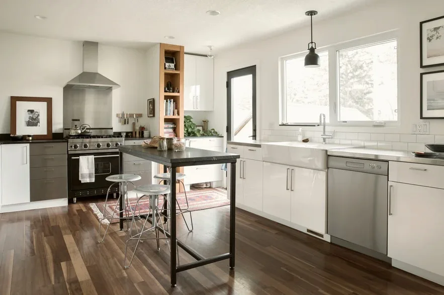 Winter Street Remodeling - Photo 5