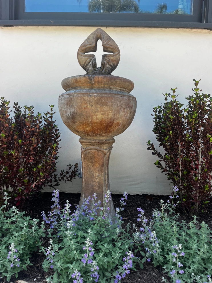 Villa Park Retreat by Camille Beehler Landscape Design - Photo 3