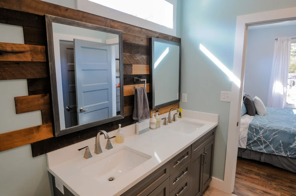 The Reynolds Project by Solid Rock Builders - Photo 2
