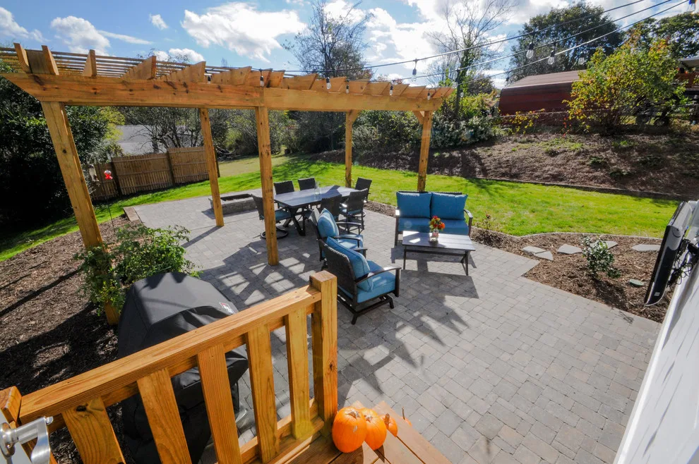 The Reynolds Project by Solid Rock Builders - Photo 17