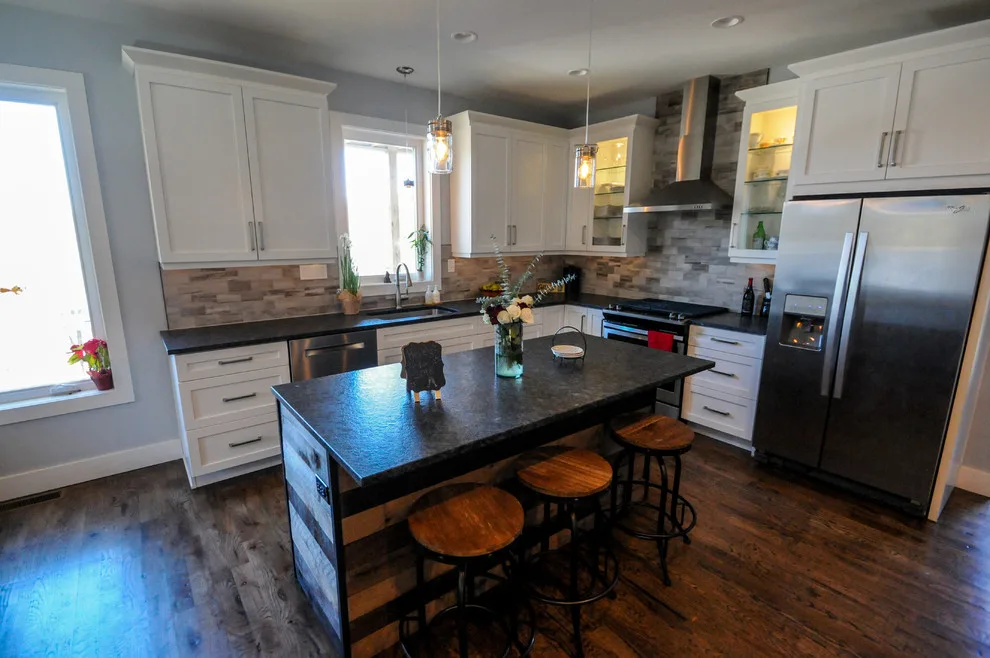 The Reynolds Project by Solid Rock Builders - Photo 10