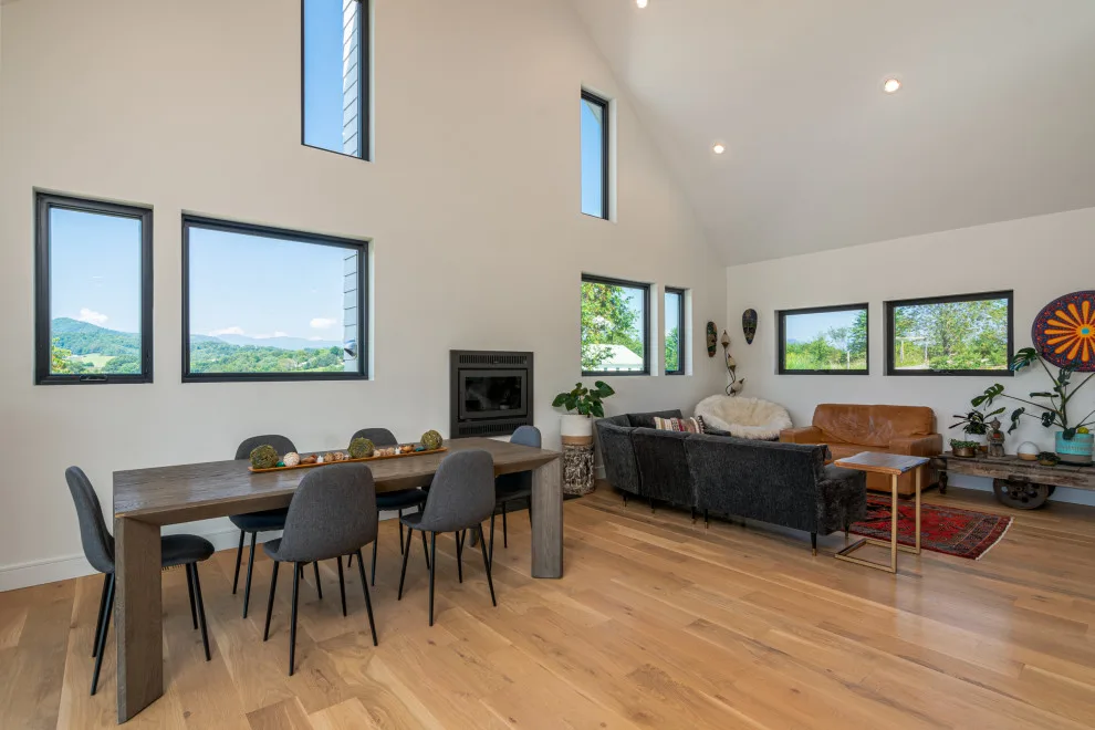 The South by Evergreen Construct Inc. - Photo 25