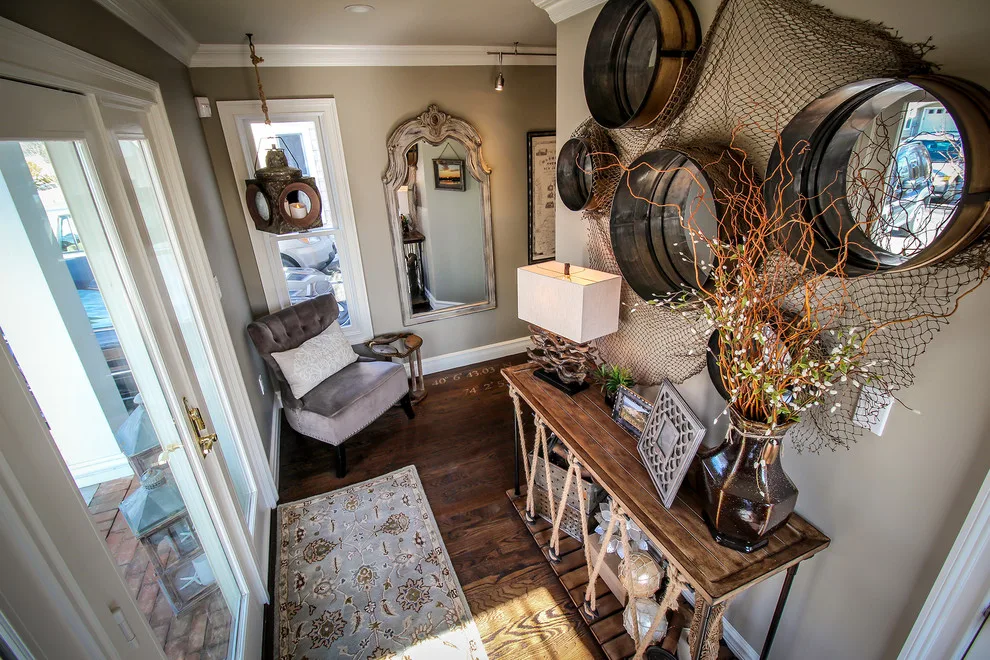 Coastal Gem in Transition by Evenflow Interiors - Photo 18