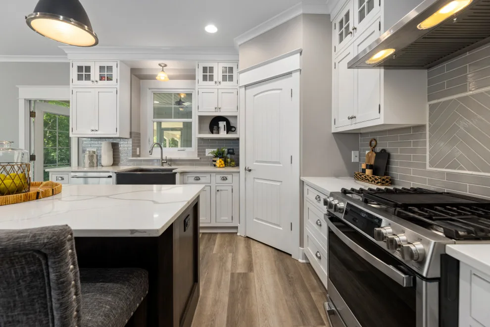 Shining and Stunning Kitchen Renovation by Design Phase - Photo 5