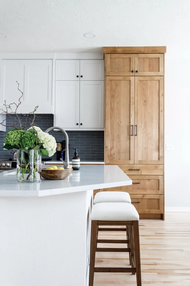 Cozy and Contemporary: A Radiant Kitchen Makeover by Lauren Kelly Design - Photo 4